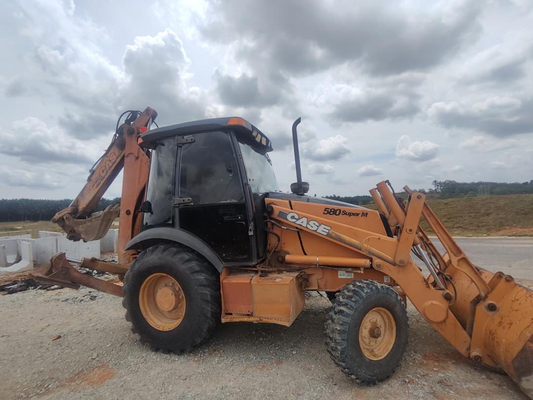 Backhoe Case Super M