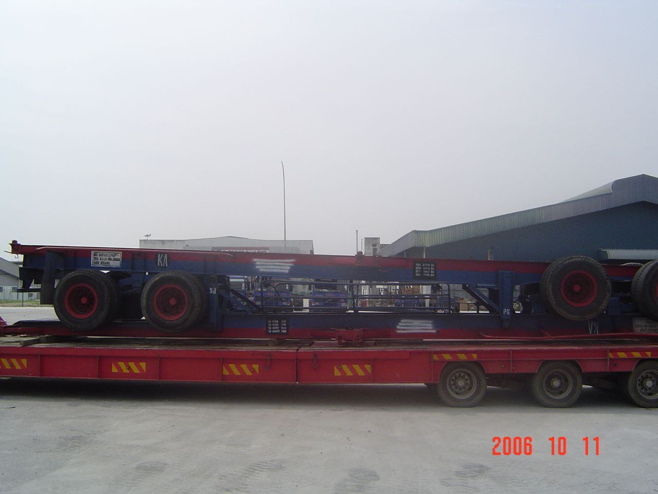 Treler Kontena 40 Kaki